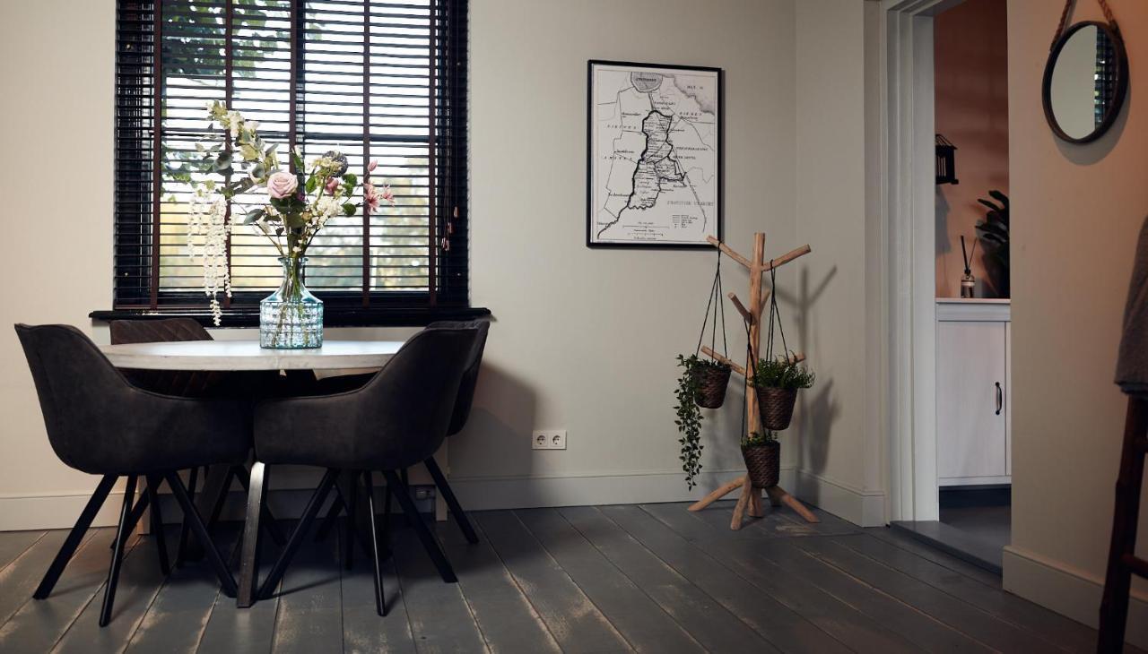Huisjes Aan De Amstel - Your Home Away From Home Amstelveen Esterno foto